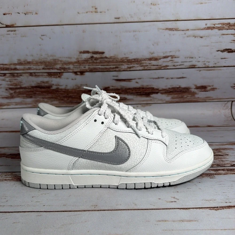 Nike this authentic